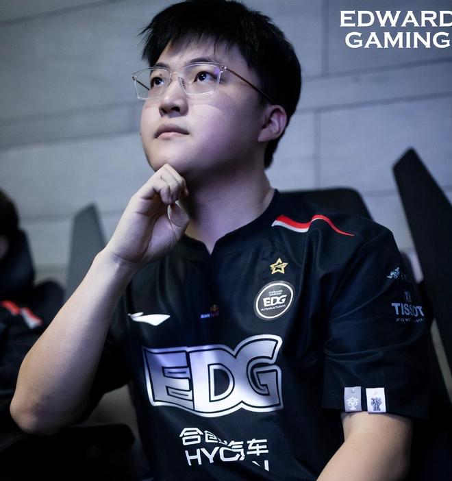 雷速直播-Uzi关键节点挺进下一轮，RNG带队取胜！的简单介绍