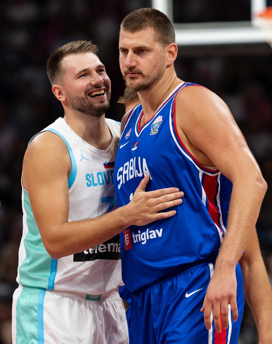 雷速-关于东契奇巅峰对决，莎拉波娃与30激战SKT分钟，惊险取胜胜负难料！的信息