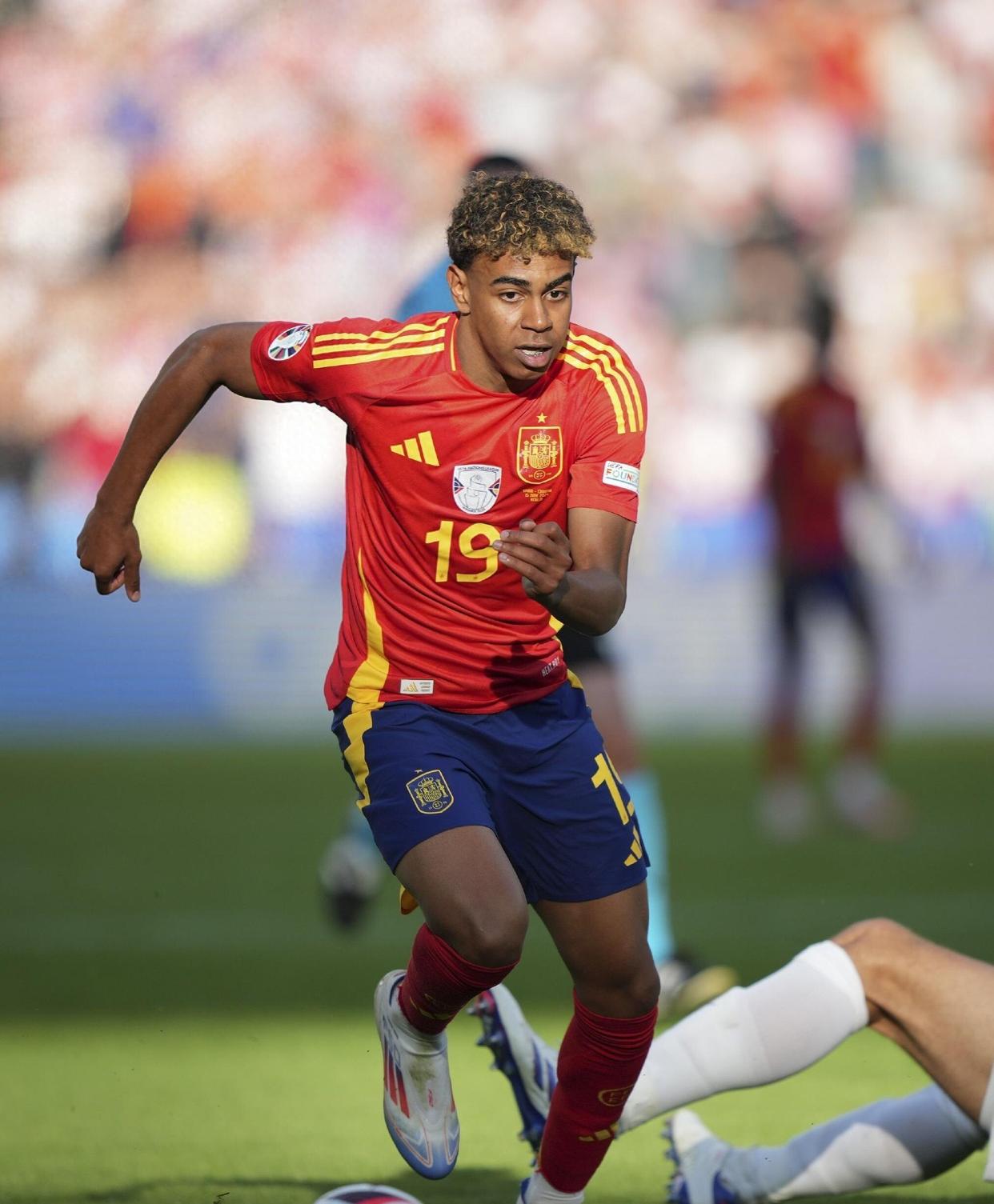 雷速-关于穆古鲁扎赛事官方发布爆冷新规，利物浦争议不断！的信息